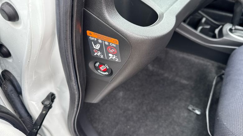 Honda Jazz 1.4 i-VTEC ES Plus 5dr CVT Petrol Hatchback